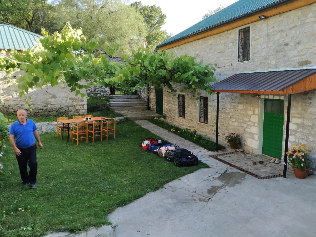 Guesthouse Shtini Fshat Buitenkant foto