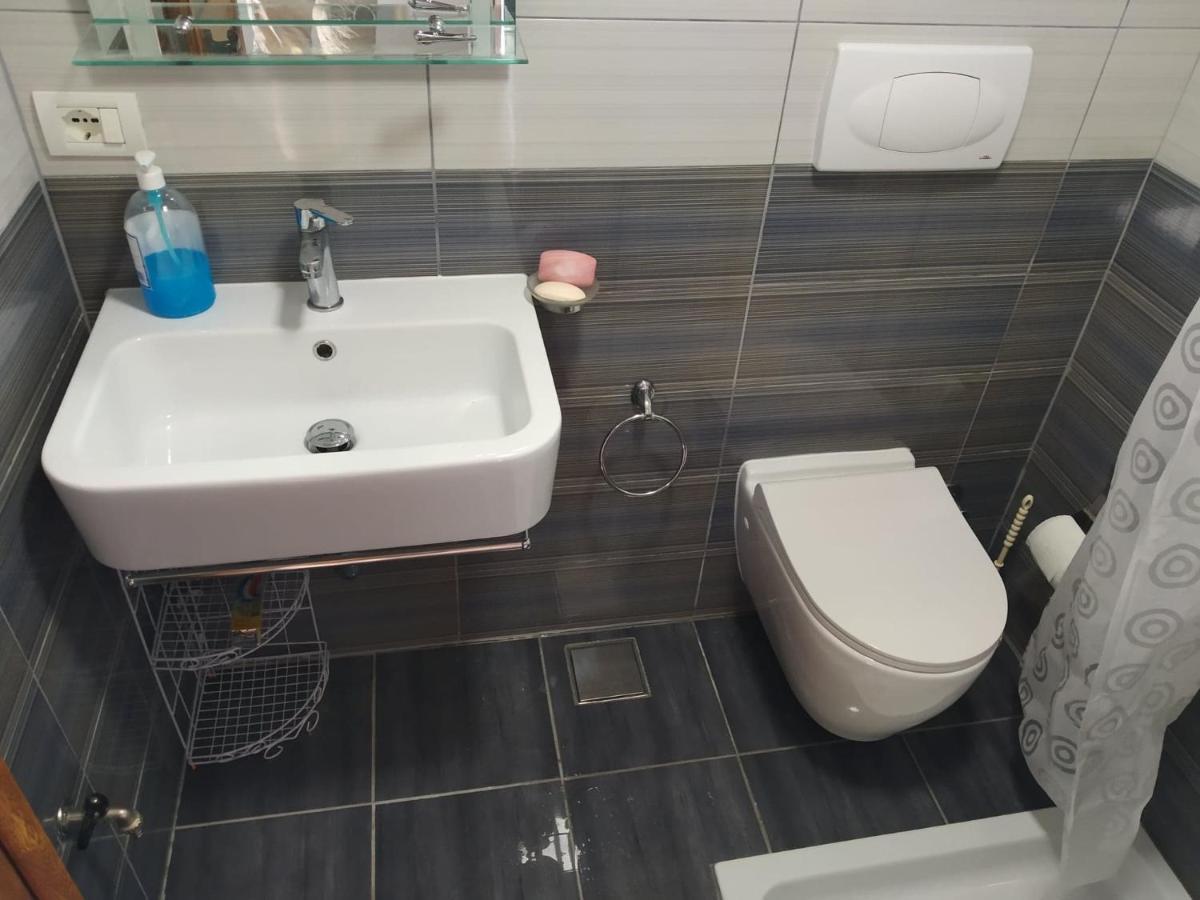 Guesthouse Shtini Fshat Buitenkant foto